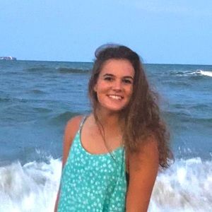 Meet your Posher, Michaela